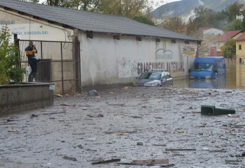 Velika poplava u Novom Vinodolskom - Velika poplava u hrvatskom gradu 