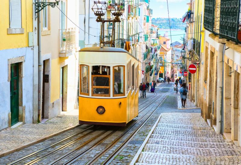 Lisabon - Amerikanci se masovno sele u 