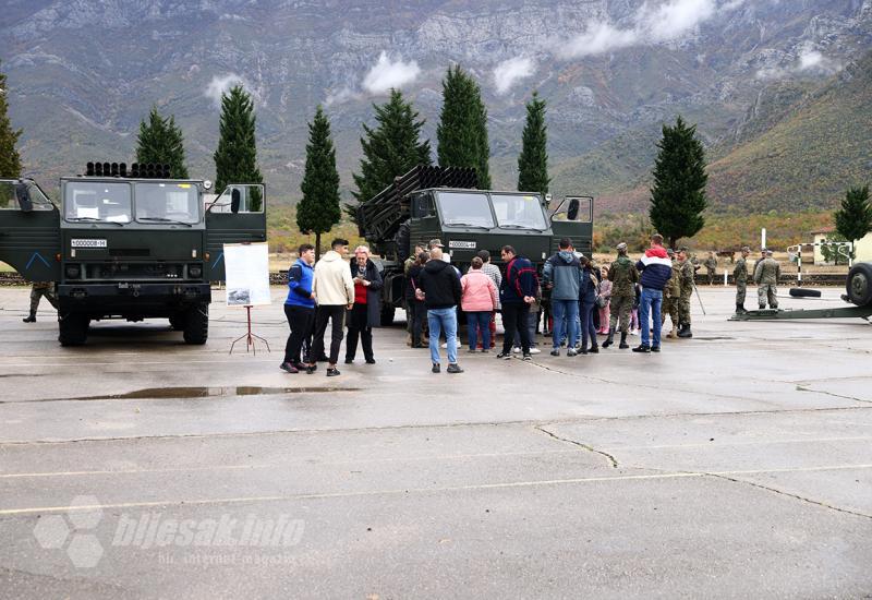 Oružane snage BiH Danom otvorenih vrata u Mostaru pokazale svoje sposobnosti