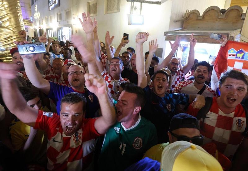 VIDEO: Hrvatski navijači napravili šou u Dohi