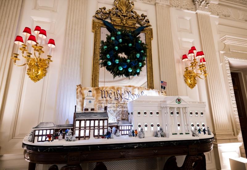 Praznične dekoracije Bijele kuće - 77 jelki i više od 83.600 blagdanskih lampica u Bijeloj kući