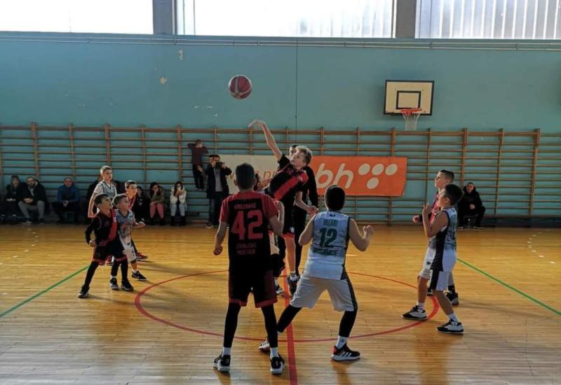 Škola košarke Zrinjski Mostar četiri kola bez poraza 