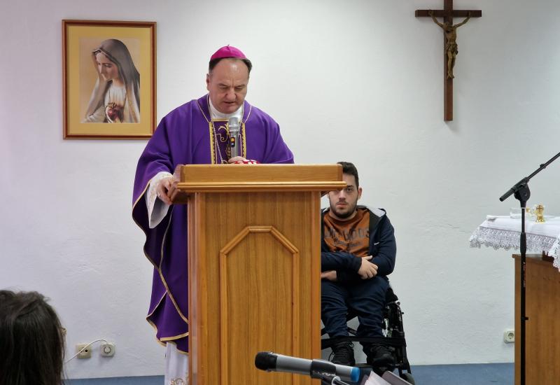 Caritas Mostar obilježio je 25. obljetnicu djelovanja centra Nazaret i Dan osoba s invaliditetom. - Srebrni jubilej Caritasova centra Nazaret 