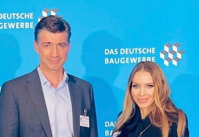 Njemački političar ostavio suprugu i troje djece zbog porno glumice