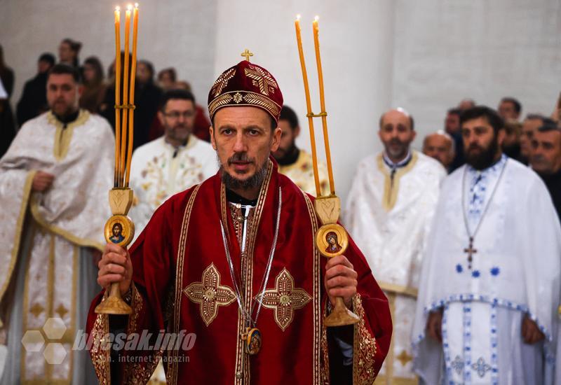 FOTO | Vladika Dimitrije služio svetu liturgiju: Ohrabrenje mostarskim pravoslavcima 