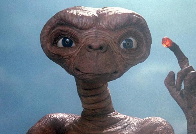 E.T. ide na aukciju