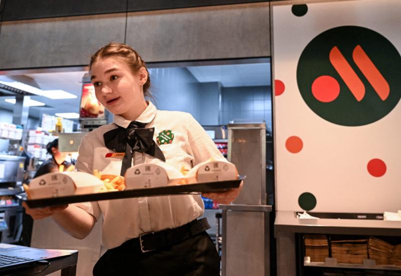 Ruski lanac restorana brze hrane - Big Mac u Rusiji dobio novo ime, ali ne služe pomfrit zbog nestašice krumpira 