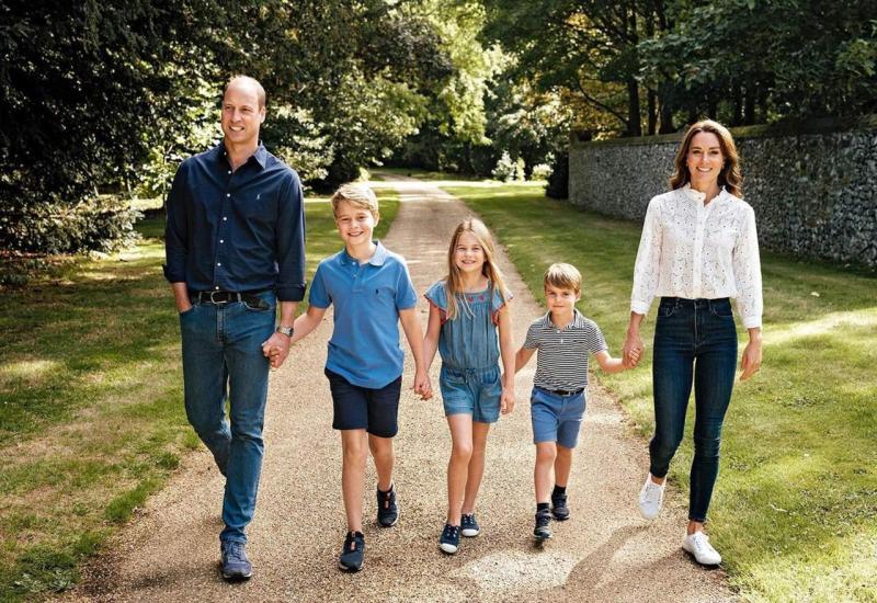 Božićna čestitka Williama i Kate: Preslatka fotografija 'zaradila' više od milijun i pol lajkova 