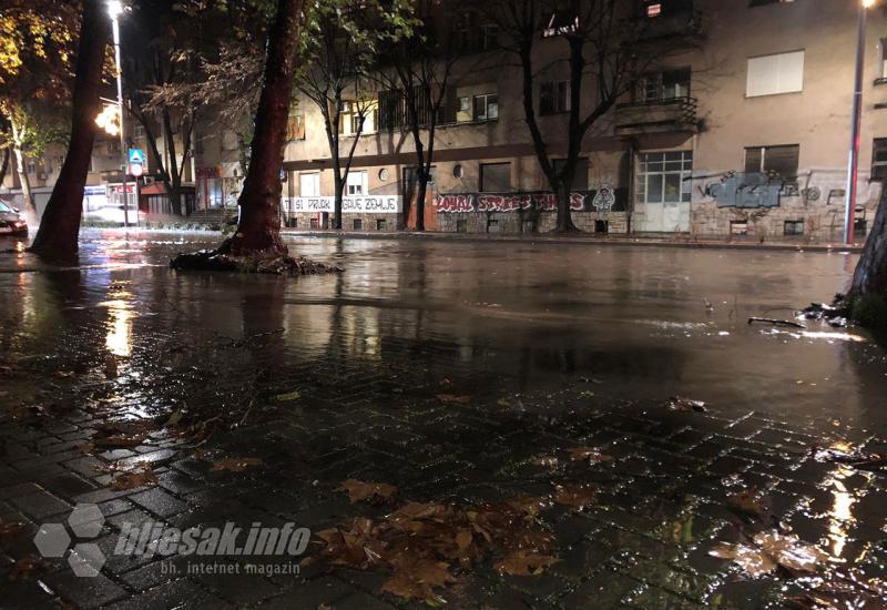Grad pod vodom: Olujno nevrijeme u Mostaru
