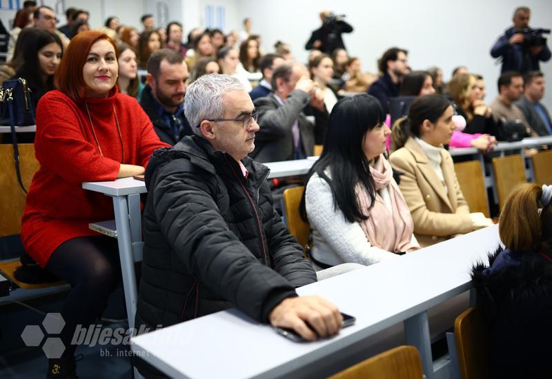 Sattler mostarskim studentima savjetovao ostanak u BiH 