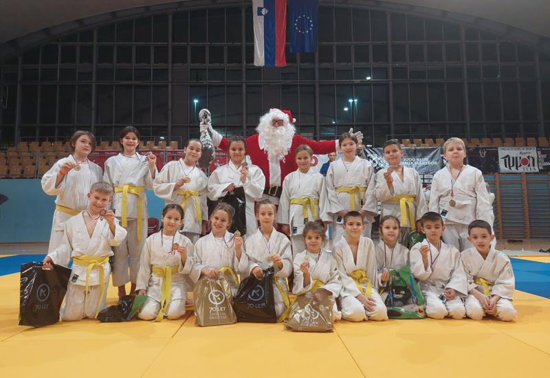 Novi uspjesi za Judo klub Borsa - Borsini mališani nastupali na božićnim natjecanjima i donijeli nova odličja
