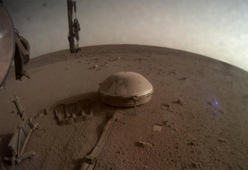 Sonda InSight poslala posljednju fotografiju s Marsa