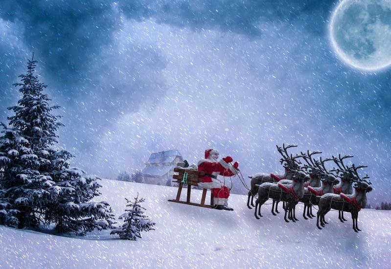 Djed Božićnjak ne boji se snježne oluje: Isporučit će darove djeci
