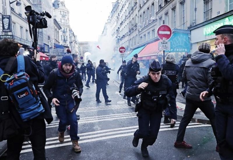  Francuski Kurdi prosvjeduju u Parizu -  Francuski Kurdi prosvjeduju u Parizu nakon ubojstva tri sunarodnjaka