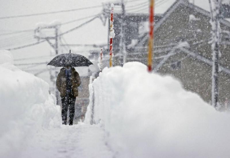 Hladno i u Japanu: U snježnoj oluji poginulo 14 osoba