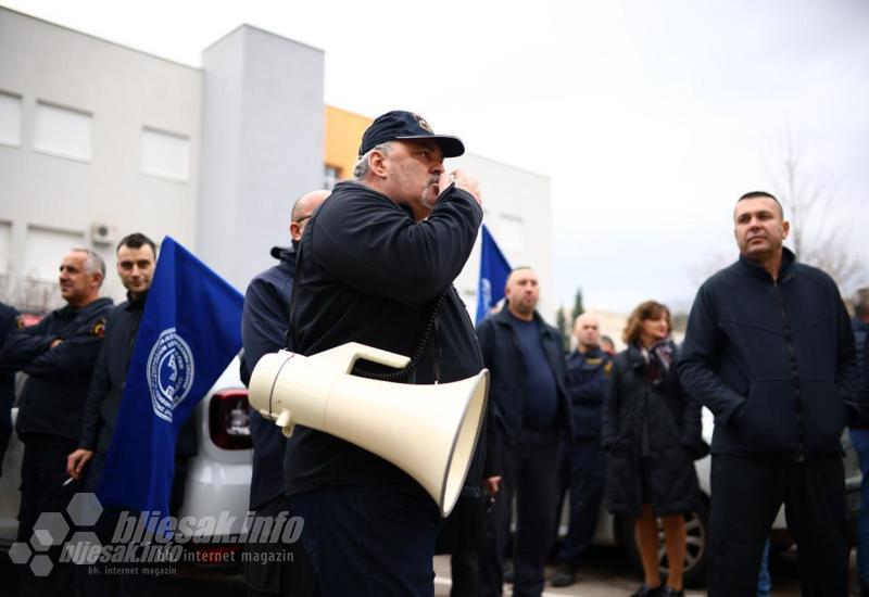 Opet sindikat protiv sindikata: Vatrogasci prozivaju Marić za neistine