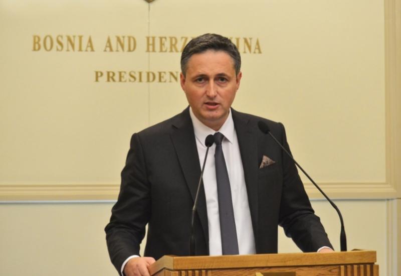 Bećirović: Dodik je glavni promotor ratnohuškačke retorike