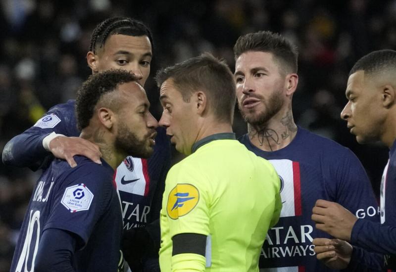 PSG do tri boda u 95. minuti, Neymar dobio crveni 