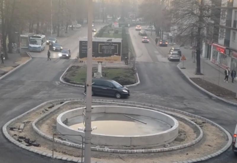 Vozači ne znaju što ih je snašlo - Vozači ne znaju što ih je snašlo: Kružni tok kakav nema ni u Mostaru 
