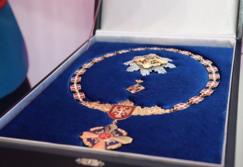 Orden Republike Srpske na ogrlici za ruskog predsjednika Putina - Dodik odlikovao Putina i nazvao ga „osloncem RS-a“
