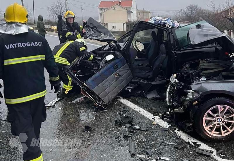 Teška prometna nesreća u Željuši - FOTO | Četiri osobe ozlijeđene u stravičnoj prometnoj nesreći kod Mostara