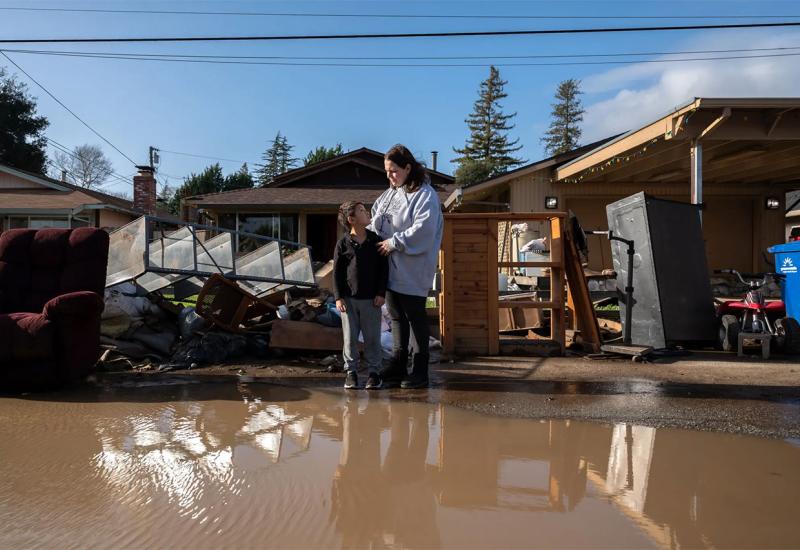Kaliforniju je zahvatila oluja atmosferske rijeke - 34.000 ljudi treba napusti domove: Oluje u Kaliforniji usmrtile 17, nestalo dijete 