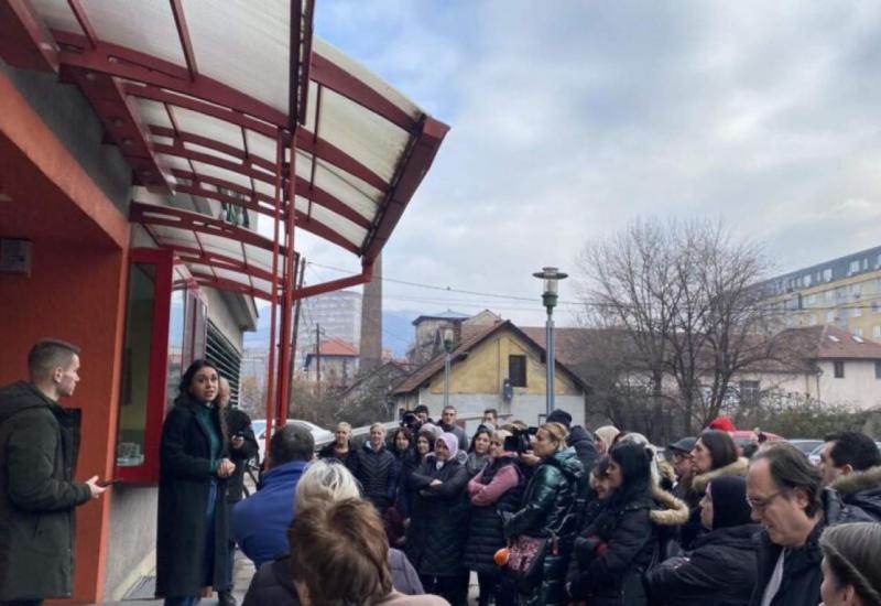 Građani na ulici: 3.000 njih ostalo bez pomoći od 100 KM 