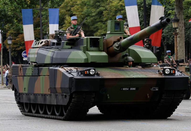 Francuzi prelomili: "Šaljemo tenkove u Ukrajinu" 
