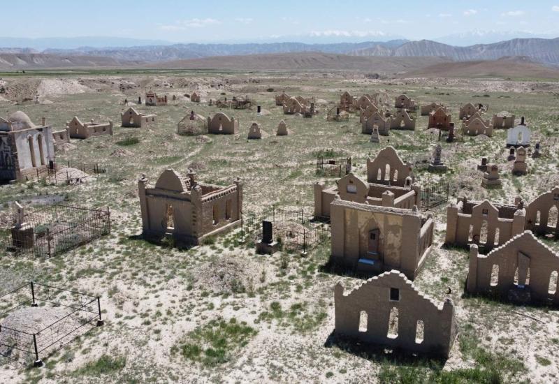 Kirgistan kroz oči Hercegovca - Kirgistan kroz oči Hercegovca: Daleka zemlja neiskvarena turizmom
