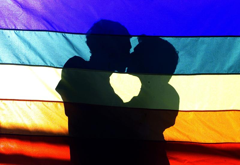 Crkva Engleske po prvi put dozvolit će blagoslov, ali ne i vjenčavanje istospolnih parova