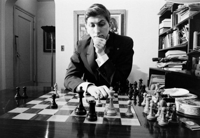 Bobby Fischer (Chicago, 9. ožujka 1943. – Reykjavík, 17. siječnja 2008.) - Prije 15 godina preminuo je najveći šahovski 
