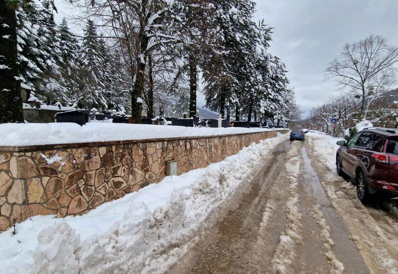 Zimsko održavanje: Za 1 km regionalne ceste 2.444 KM, a lokalne 1.200 KM