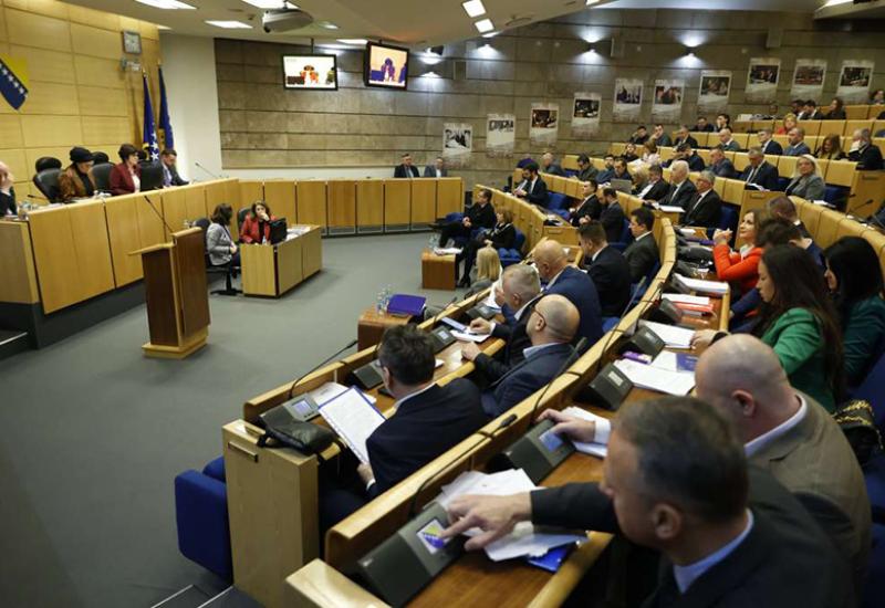 Federalni parlament: Stigle zamjerke na ovogodišnji proračun Federacije BiH
