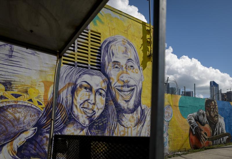 Umjetnici muralom odaju počast legendarnom košarkašu - Umjetnici muralom odaju počast legendarnom košarkašu