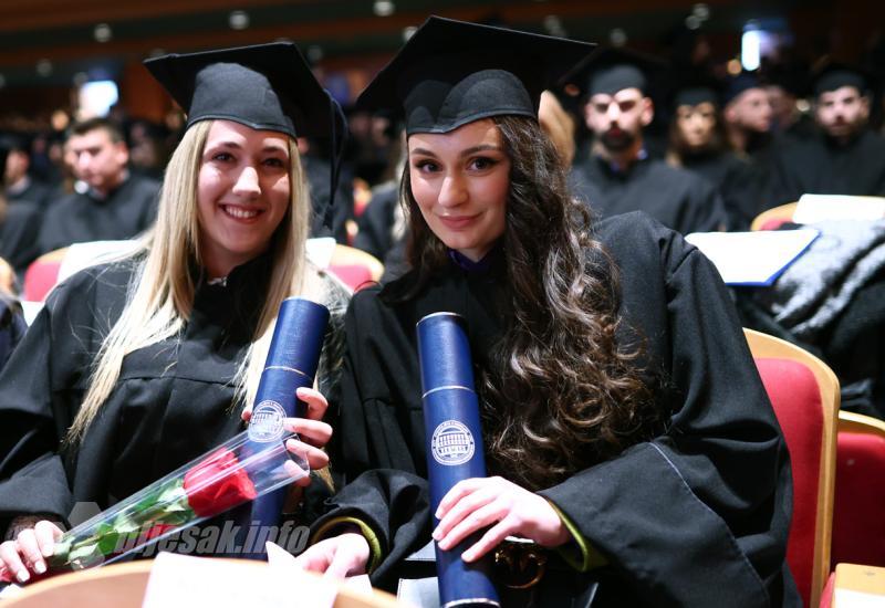 FOTO | Promovirano 357 diplomanata Pravnog fakulteta Sveučilišta u Mostaru