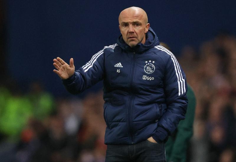 Ajax u nikad većoj krizi, otpušten trener 