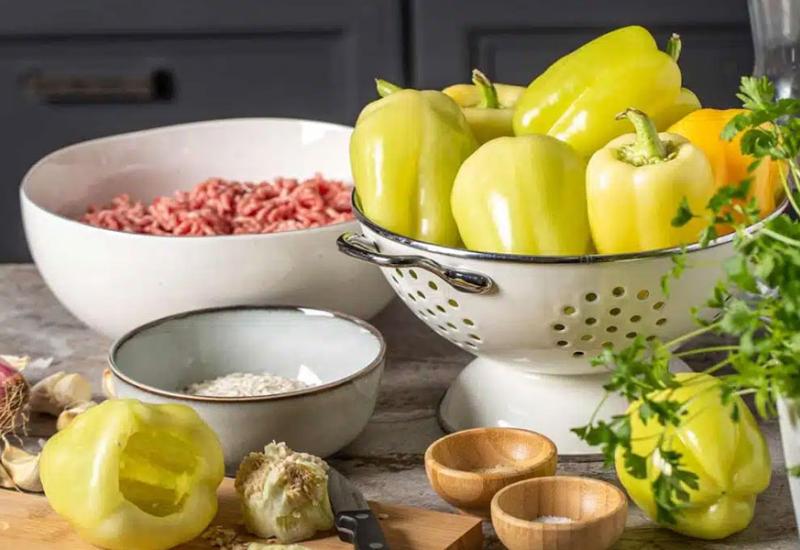 Punjene paprike - Recept za prste polizati: Punjene paprike kao iz bakine kuhinje