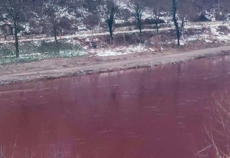 Rijeka Bosna - Federalna vodna inspekcija primila prijavu o zagađenju rijeke Bosne