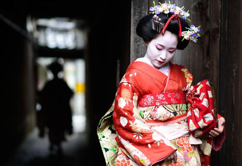 Gejše - simboli mistične japanske kulture - Imaju status državnih službenica: Japanski grad zapošljava gejše kako bi privukao turiste 