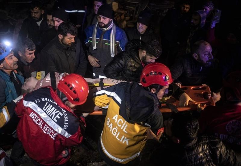 Ukrajina i Rusija spremne pomoći Turskoj nakon potresa