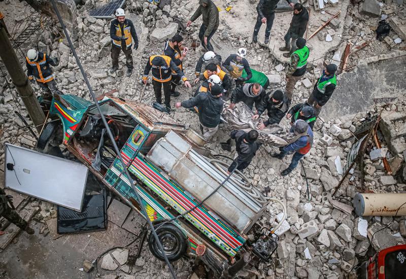 Broj poginulih u Turskoj i Siriji iznosi više od 300, gotovo 2000 ozlijeđenih