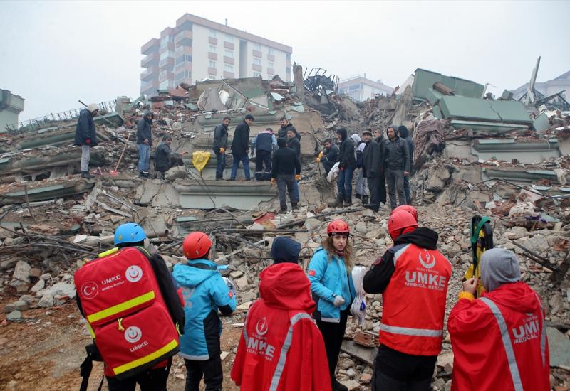 Turska: Zbog potresa proglašena sedmodnevna žalost