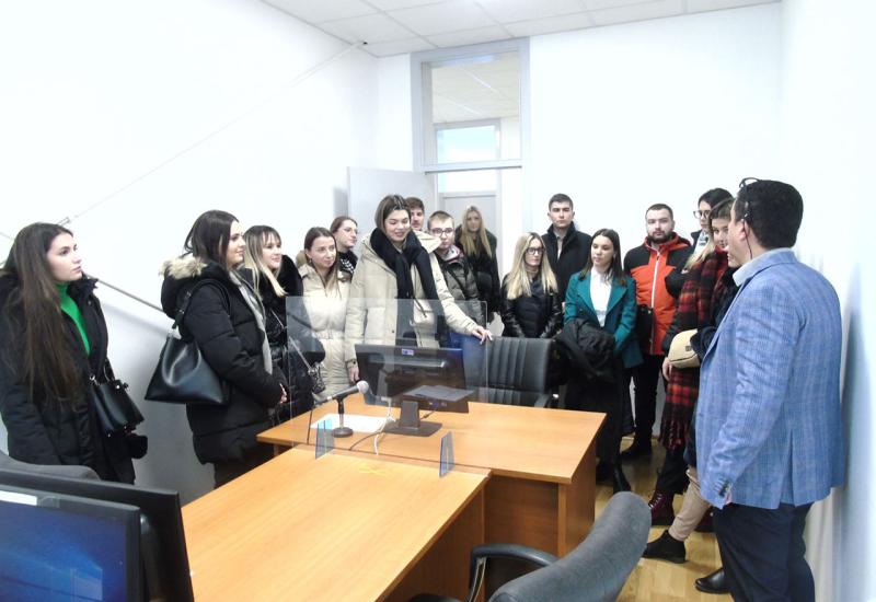 Mostarski studenti posjetili Tužiteljstvo BiH