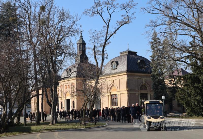 Posljednja želja i testament: Virgilije Nevjestić sahranjen na zagrebačkom Mirogoju 