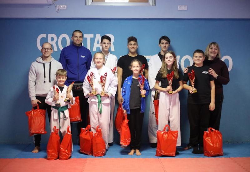 Proglašeni najbolji sportaši Taekwondo kluba Cro Star Mostar