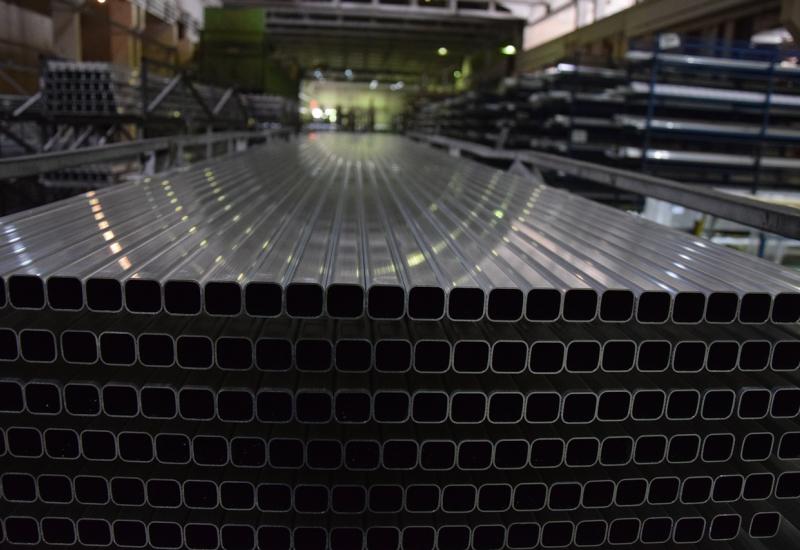  SAD će uvesti carinu od 200 posto na aluminij iz Rusije