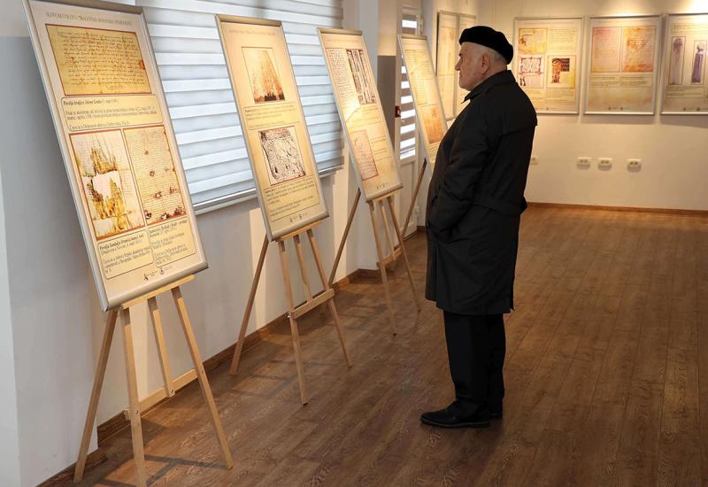 U Mostaru otvorena izložba o povijesti pismenosti na bosanskom jeziku