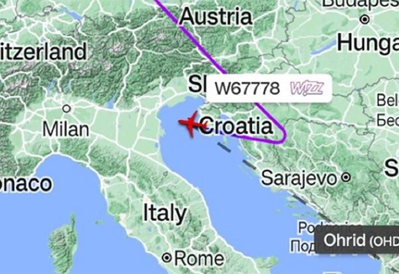 Okretanje smjera WizzAira - Drama na nebu? WizzAir zrakoplov naglo promijenio smjer nakon ulaska u BiH