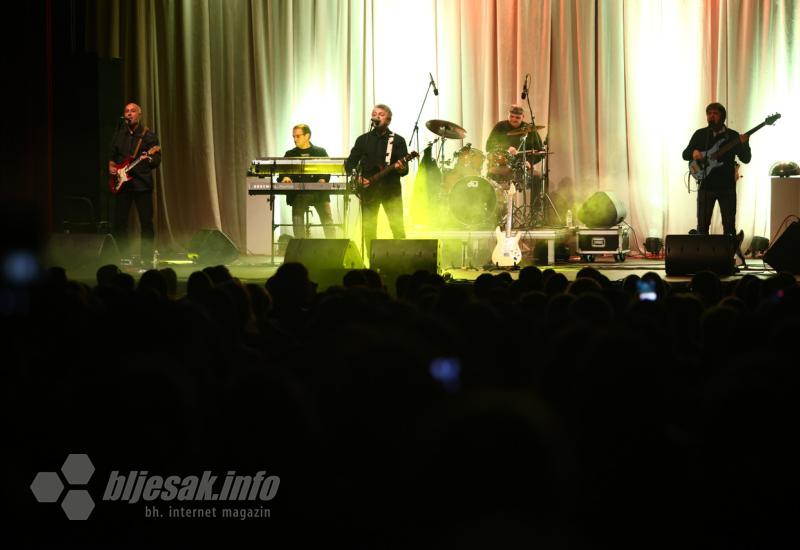 Dalmatino održao koncert u Hrvatskom domu herceg Stjepan Kosača - U prepunoj Kosači grupa Dalmatino oduševila Mostarce