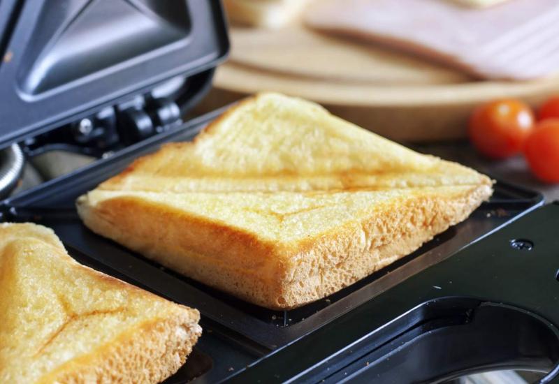 Znate li koliko često treba čistiti toster, aparat za kavu, mikrovalnu pećnicu?